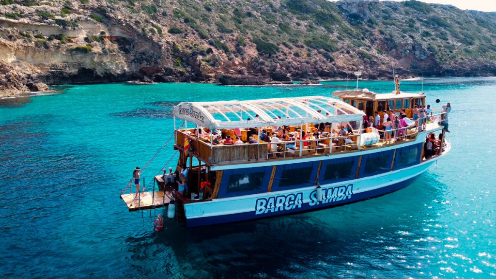 party boat Palma de Mallorca promo code barca samba