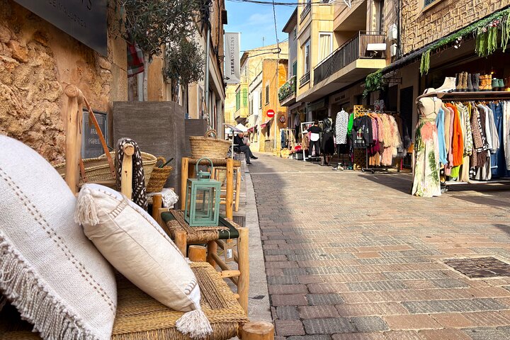 Santanyí Market : Crafts and local products