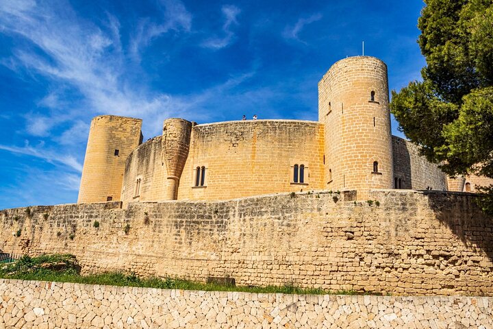 Palma de Mallorca: Escape from Castle Bellver