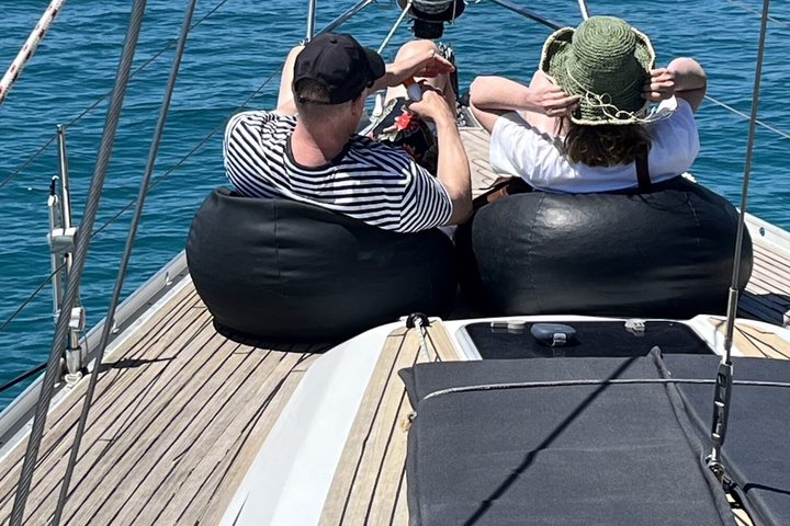 Palma de Mallorca Bay sailing trip and or Snack