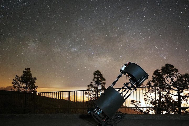 Teide Sunset and Stargazing Tour with Hotel Pickup