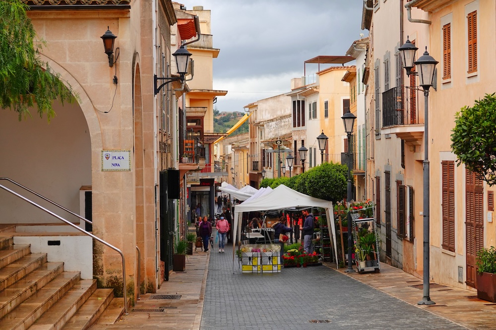 Son Servera car rental location