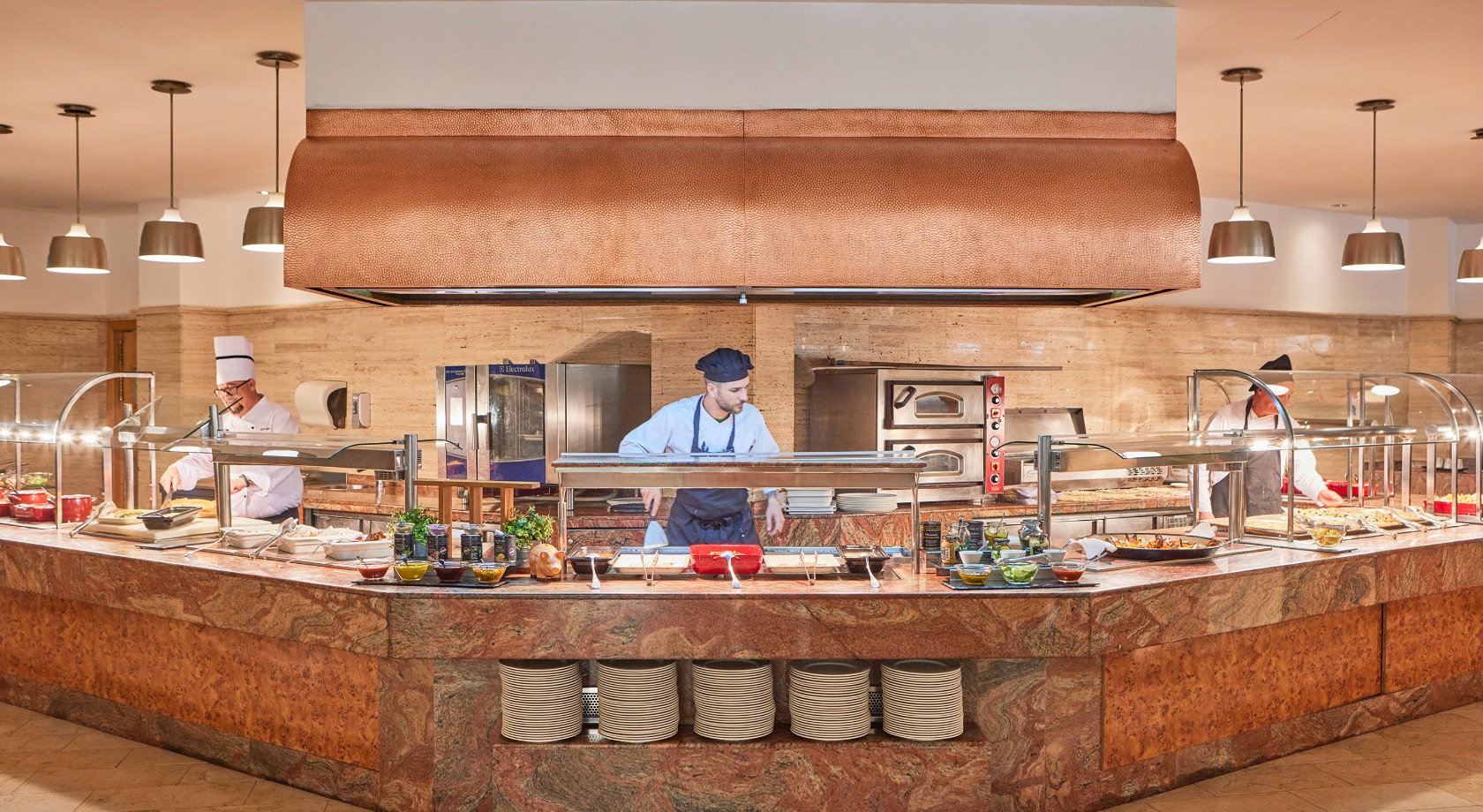 ​Zafiro Tropic, All Inclusive Hotel, Carrer d'Anselm Turmeda, 1, 07400 Alcúdia, Mallorca, photo 4, ​Zafiro Tropic mallorca buffet