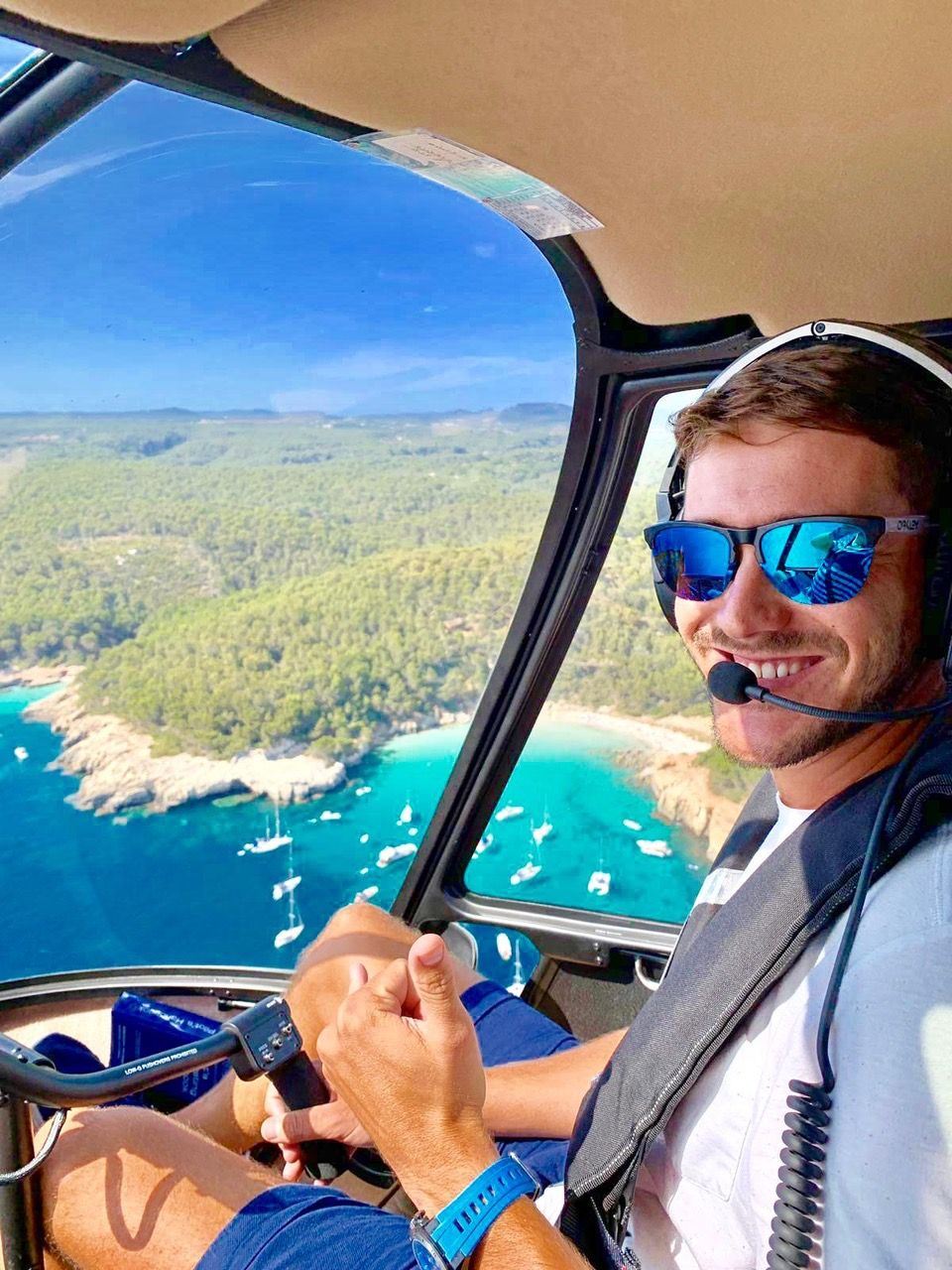 Helicopter Flight Mallorca, Activities & Sightseeing, -10% deal, promo code MALLORCARD, Palma de Mallorca, the helicopter center Mallorca