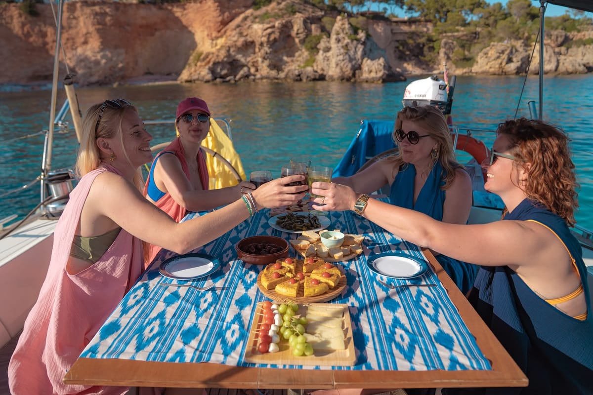 Vela Mayorca, Activities & Sightseeing, Palma de Mallorca