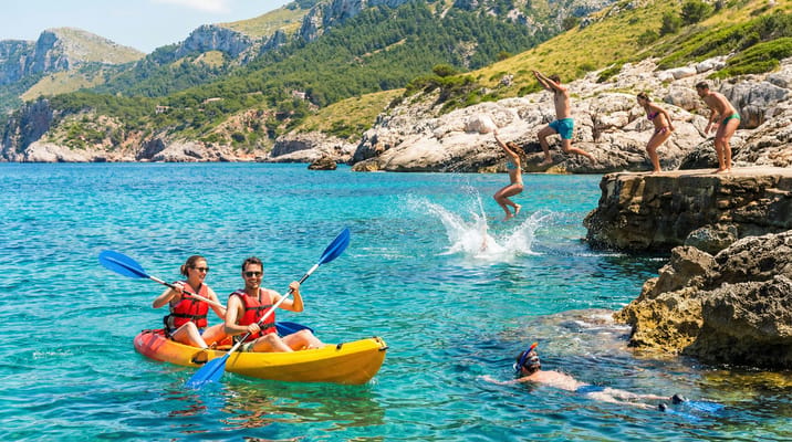Attività e avventure, Leggi consigli di viaggio, guide e informazioni privilegiate su Mallorca. Pianifica la tua fuga perfetta alle Baleari con l'esperto consiglio di MallorCard.