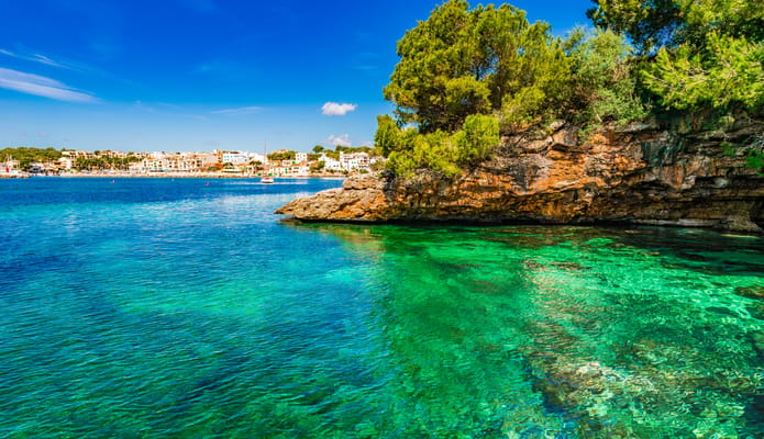 Portopetro, Compare car rental prices in Mallorca. Find the best deals on vehicles across the island and book your perfect ride with MallorCard.