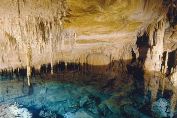 Private Tour: Mallorca Caves of Drach and Majorica Pearl Factory, water-activities, Puerto de Alcúdia · Alcúdia, Mallorca, photo 4
