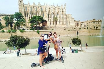 1 Stunde Elektroroller Tour in Palma, water-activities, Palma de Mallorca · Palma, photo 1