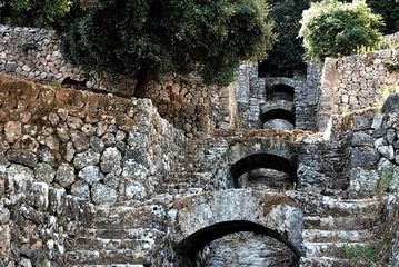 Mallorca Hidden Marvels: Guided Routes for Small Groups, water-activities, Algaida, Mallorca, photo 4, Route n.º1 Miramar Monastery