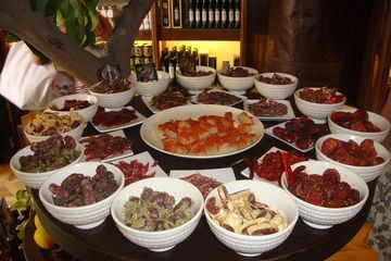 Palma old town tour with Wine & Tapas Tastings, water-activities, Palma de Mallorca · Palma, photo 1