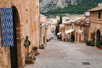 Departure Private Transfers : Palma to Mallorca Airport PMI in Business Car, culture-history, Palma, Mallorca, photo 4