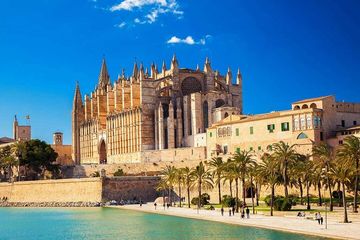 Departure Private Transfers : Palma to Mallorca Airport PMI in Business Car, culture-history, Palma, Mallorca, photo 2
