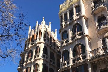 Palma de Mallorca: PRIVATE Local Food And Cathedral Experience, water-activities, Palma de Mallorca · Palma, photo 1, Architecture