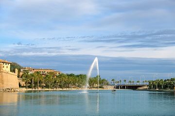 Palma Premium Tour from North Area with guided walk and Cathedral, water-activities, Palma de Mallorca · Palma, photo 2