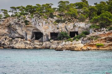 Tour Beach Portal Vells, Cave Portal Vells., water-activities, Palma de Mallorca · Calvià, photo 2