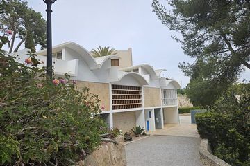 Museo e giardini di Giovanna Miro Tour dei capolavori di Palma di Maiorca, water-activities, Palma de Mallorca · Palma, photo 3, Museo di Joan Miró