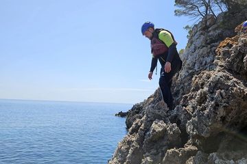Shore Excursion: Coasteering in Mallorca, water-activities, Son Cladera · Palma, Mallorca, photo 4, can i jump ?