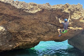 Coasteering e salto de penhasco em North Mallorca, water-activities, photo 3