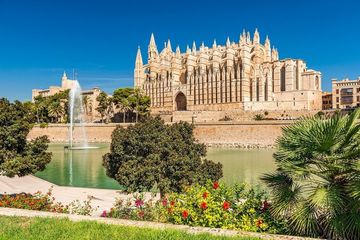 Explora Palma de Mallorca a pie con nosotros, water-activities, Palma de Mallorca · Palma, photo 1
