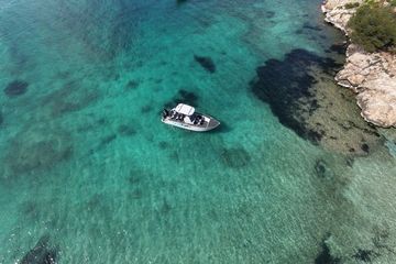 Charter boat tour in Palma Bay: Snorkeling and Paddle Surf, water-activities, Palma de Mallorca · Palma, photo 2