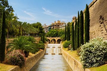 Palma Mallorca Scavenger Hunt & Self-Guided Walking Tour, water-activities, Palma de Mallorca · Sóller, photo 3