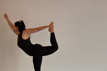 Palma: clase de Vinyasa Flow/Hatha Flow en Santa Catalina ES/EN, outdoor-adventure, Palma, Mallorca, photo 4
