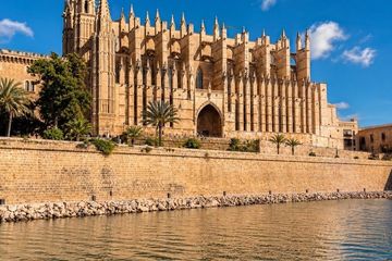 Podcast Tour Palma From Gothic Light To Moorish Shadows, water-activities, Palma de Mallorca · Palma, photo 1