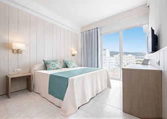 azuLine Hotel Palmanova Garden, Family Hotel, Carrer Costa i Llobera, 15, 07181 Palmanova, Calvià, Mallorca, photo 4
