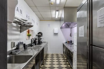 El Josemari Youth Hostel | Albergue Juvenil, Budget Hotel, Plaça Josep Maria Quadrado, 2, Centre, 07001 Palma, Mallorca, photo 2