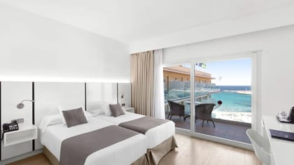 THB El Cid, Beach Hotel, Carrer del Vaixell, 2, Platja de Palma i Pla de Sant Jordi, 07610 Palma, Illes Balears, Spain, Mallorca, photo 2