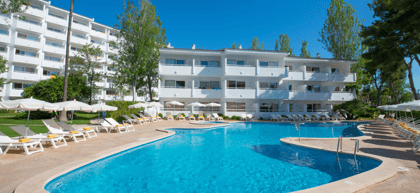 Iberostar Waves Ciudad Blanca, Family Hotel, Carretera Puerto Alcudia–Arta, 43, Bahía de Alcudia, 07408 Port d’Alcúdia, Mallorca, Spain, photo 2