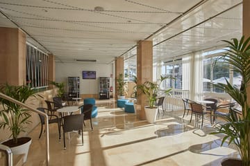 JS Paradise Sport, Beach Hotel, Calle de San Bartolomé, 10, 07600 S'Arenal, Mallorca, photo 4, JS Paradise Sport Playa de Palma Mallorca lobby