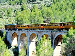 Tren de Sóller | Ferrocarril de Sóller, Activities & Sightseeing, Sóller, Mallorca, photo 1, Historic Tren de Sóller wooden train at Sóller station platforms