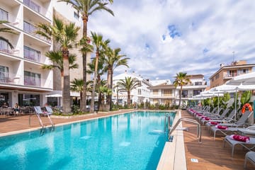 JS Yate, Beach Hotel, Via França, 18, 07458 Can Picafort, Mallorca, photo 4, Hotel JS Yate pool