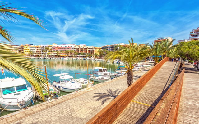Marina Alcudiamar in Puerto de Alcúdia (Port d'Alcúdia), Harbours, Mallorca, photo