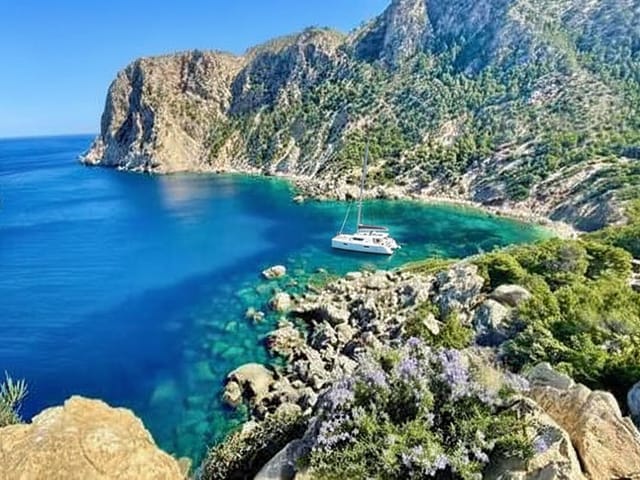 Cala en Bassí, beach, Mallorca, photo