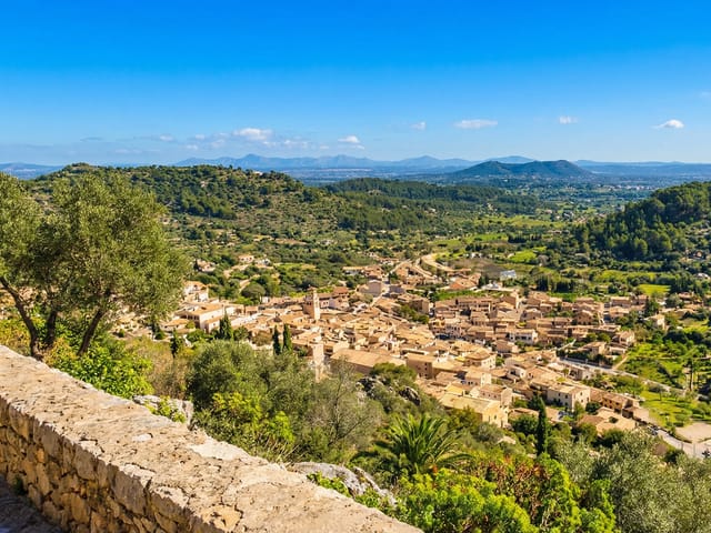 Mancor de la Vall, Mallorca, photo