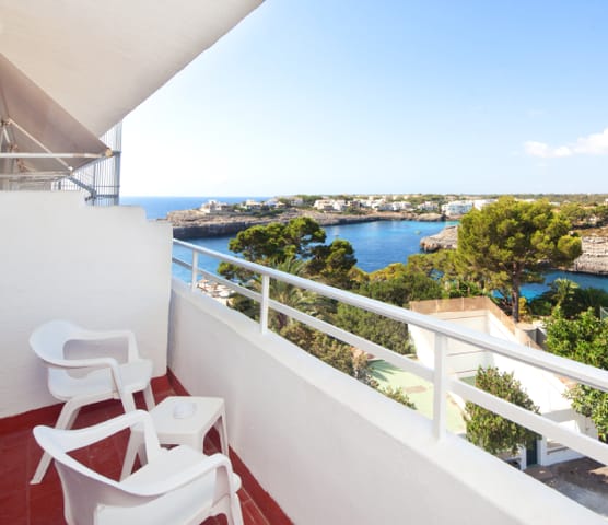 JS Cape Colom, Budget Hotel, Bahia Azul, Mallorca, photo