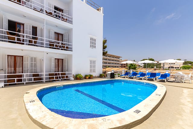 Hostal San Francisco, Budget Hotel, Portocolom, Mallorca, photo