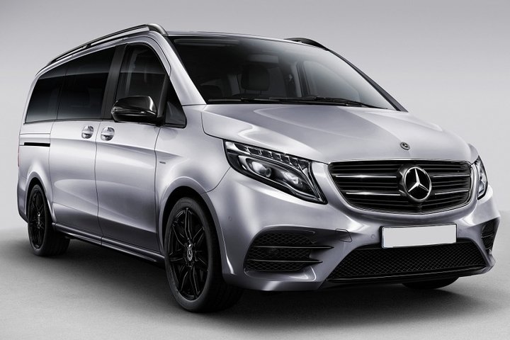 Private Transfers from Palma de Mallorca Airport PMI to Palma in Luxury Van, transport, Palma de Mallorca · Palma