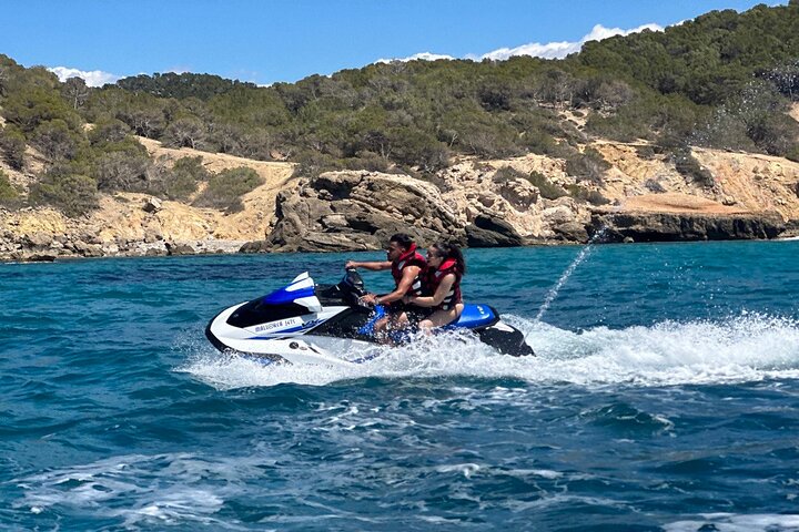 Jet ski therapy for the soul in coast of Santa Ponsa, water-activities, Santa Ponsa · Calvià, Mallorca