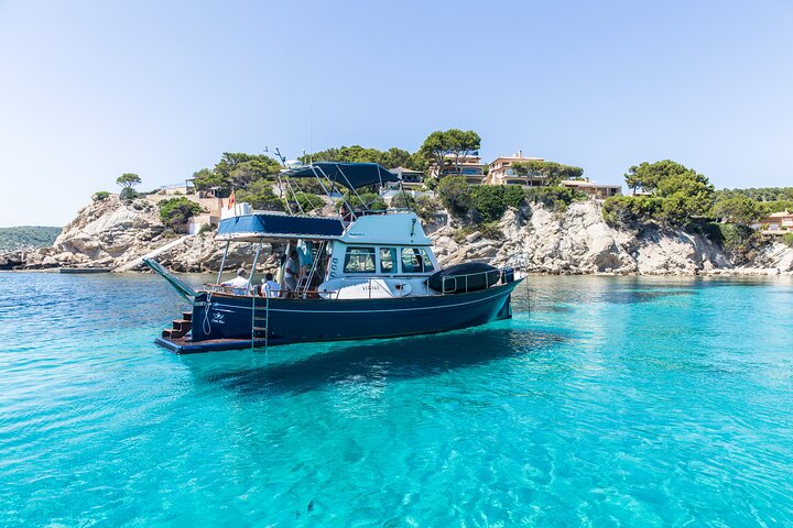 Luxury private traditional mallorcan Llaut with crew, water-activities, Puerto de Andratx · Andratx, Mallorca