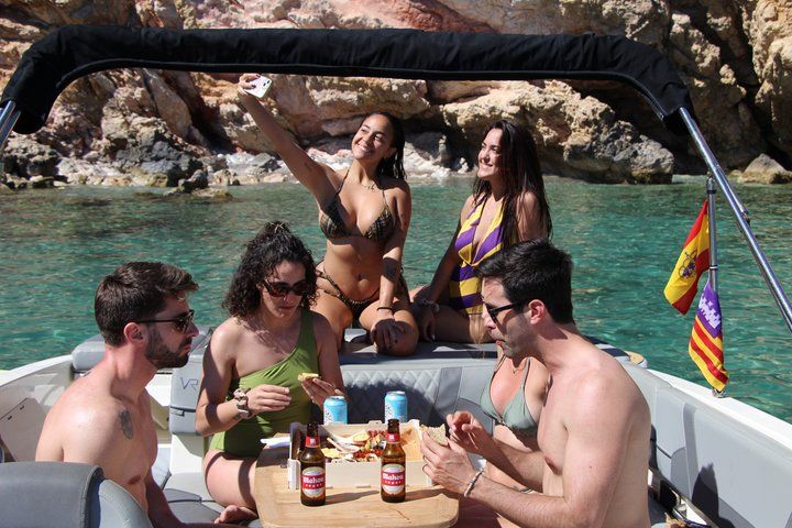 2.5 hour boat trip with snorkeling and paddle surfing in coves, water-activities, Santa Ponsa · Calvià, Mallorca