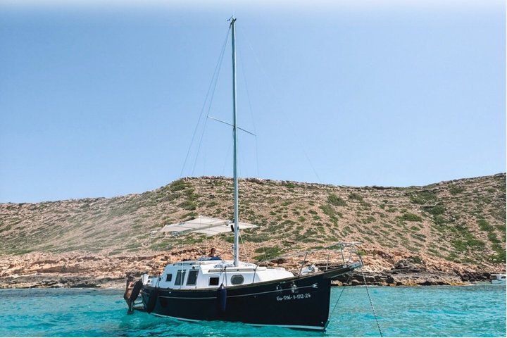 Charter in Llaut by the Bay of Palma de Mallorca, water-activities, Palma de Mallorca · Palma