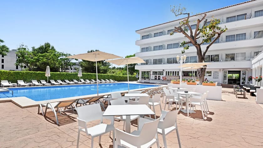 THB Dos Playas, Adult Only Hotel, Carrer de Mistral, 2, 07590 Cala Ratjada, Capdepera, Mallorca