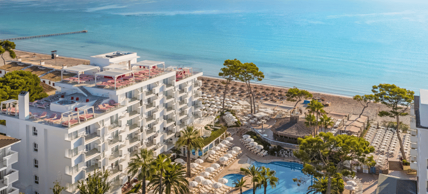Iberostar Waves Alcudia Park, Family Hotel, Avenida Albufera 30, Playa de Muro, 07458 Muro, Mallorca, Spain