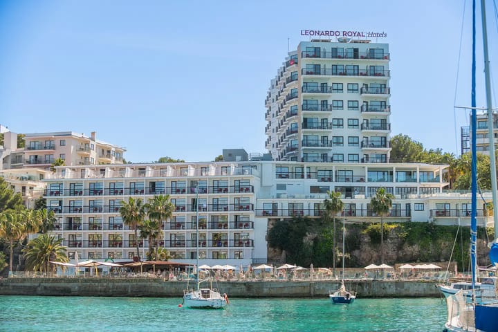 Leonardo Royal Hotel Mallorca, Beach Hotel, Carrer Torrenova 1, 07181 Palmanova, Mallorca