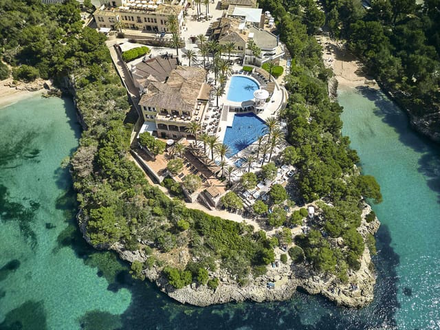 Robinson Cala Serena, All Inclusive Hotel, Av. Calo Petit, 1, 07660 Cala d'Or, Mallorca