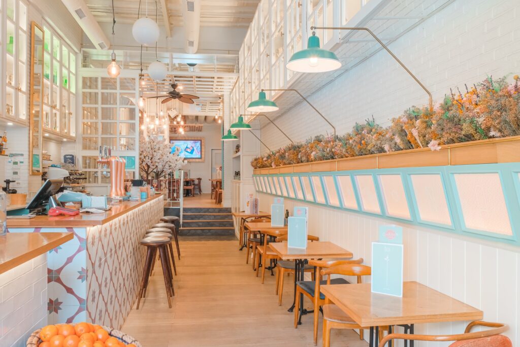 Ginger Born – Healthy Brunch, Smoothies & Artisan Coffee on Passeig del Born with 10% Off via Mallorcard